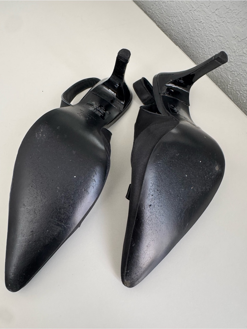 Kenneth Cole Black Pointed-Toe Slingback Heels with Bow - Picture 5 of 7